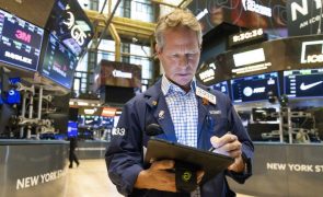 Bolsa em Wall Street negoceia mista no início da sessão