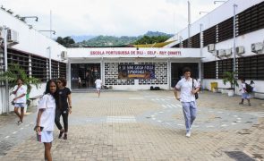 Desconvocada greve por tempo indeterminado nas Escolas Portuguesas no Estrangeiro