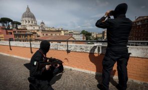 Forças Armadas italianas reforçam segurança em Roma para o funeral do Papa