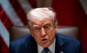 Trump afirma que tem o seu próprio prazo para um acordo entre Kiev e Moscovo