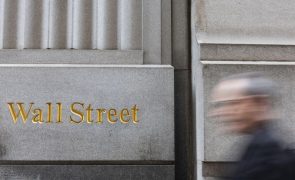 Wall Street fecha em alta puxada pelas mega capitalizações tecnológicas