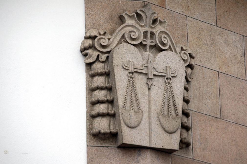 Tribunal de Santa Maria da Feira começou a julgar seis homens por assaltos a multibancos