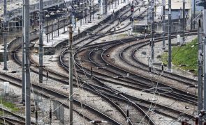 Sindicatos da CP acusam empresa de recuar em acordo por falta de aval do Governo