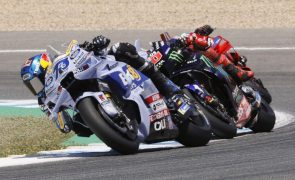Alex Márquez vence pela primeira vez em MotoGP e regressa à liderança do Mundial