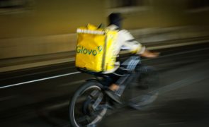 Abaixo-assinado pede regulamento que proíba aglomerações de estafetas em Lisboa