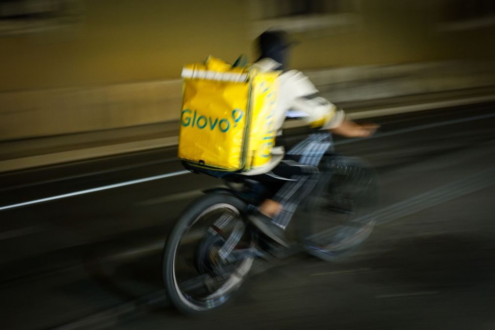 Abaixo-assinado pede regulamento que proíba aglomerações de estafetas em Lisboa