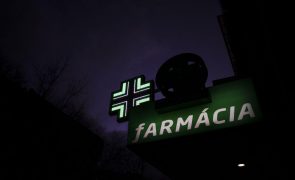 Farmácias sem validação de receitas e sob risco de falha na refrigeração de fármacos devido ao apagão