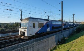 Retomada circulação de comboios da Fertagus às 05:00