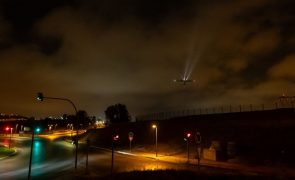 Cruz Vermelha Portuguesa garante abrigo temporário no aeroporto de Lisboa