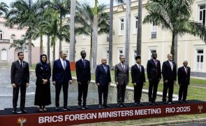 BRICS mostra união contra 
