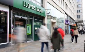 Lucros do banco Lloyds caem 7% para 1.338 ME no 1.º trimestre