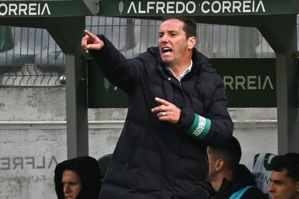 Petit apela ao jogadores do Rio Ave para mostrarem uma