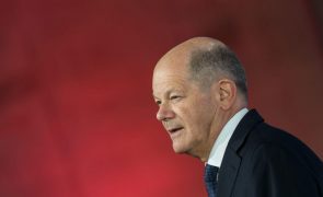 Chanceler Olaf Scholz apela à defesa do ideal europeu saído da Segunda Guerra Mundial
