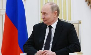 Putin diz que Rússia tem forças suficientes para vencer a guerra sem armas nucleares