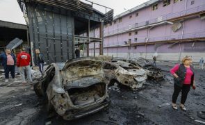 Rússia lança dois mísseis balísticos e 116 'drones' sobre a Ucrânia