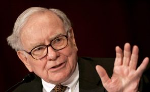 Warren Buffet mantém-se como presidente da Administração da Berkshire Hathaway