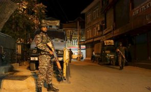 Paquistão efetua disparos de artilharia contra território indiano