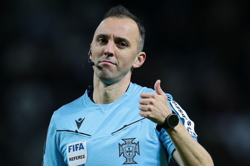João Pinheiro arbitra dérbi entre Benfica e Sporting da penúltima jornada da I Liga