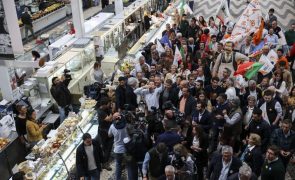 De norte a sul líderes prosseguem campanha eleitoral sem se cruzarem
