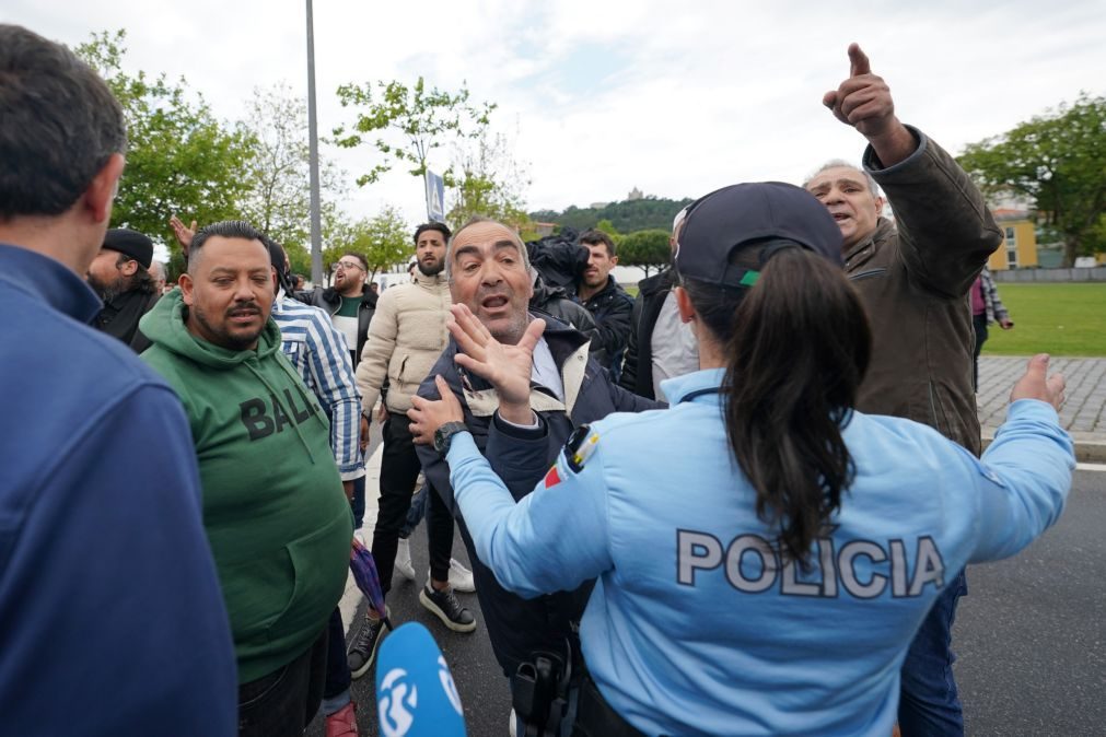 Novo momento de tensão entre comitiva do Chega e comunidade cigana