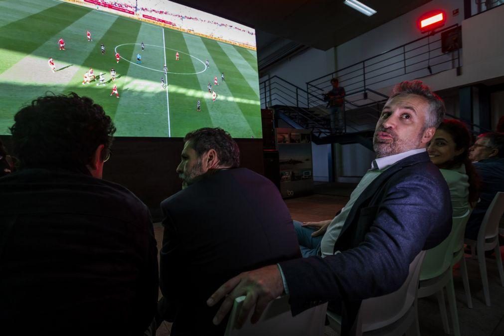 Pedro Nuno enaltece mulheres que cuidam dos filhos e dos pais dos outros