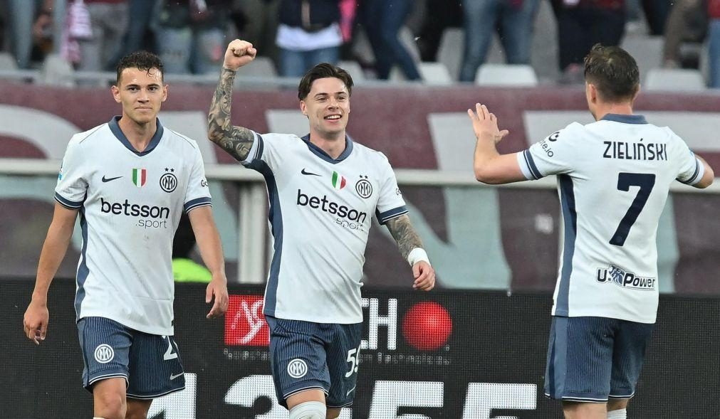 Líder Nápoles empata e fica com o 'vice' Inter Milão a um ponto