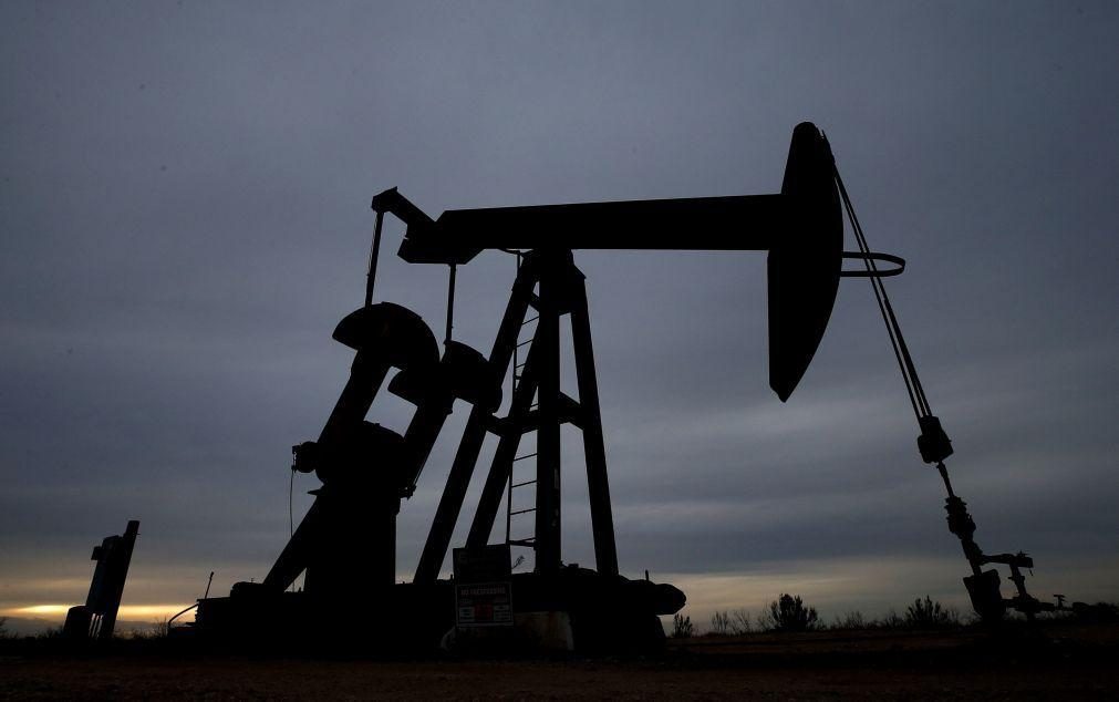 Cotação do Brent para entrega em julho sobe 1,64% para 64,96 dólares
