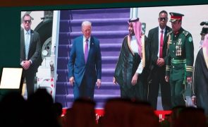 Presidente dos Estados Unidos iniciou a visita oficial à Arábia Saudita
