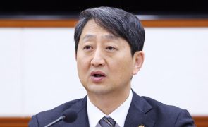 Coreia do Sul retoma negociações com EUA à margem de reunião da APEC