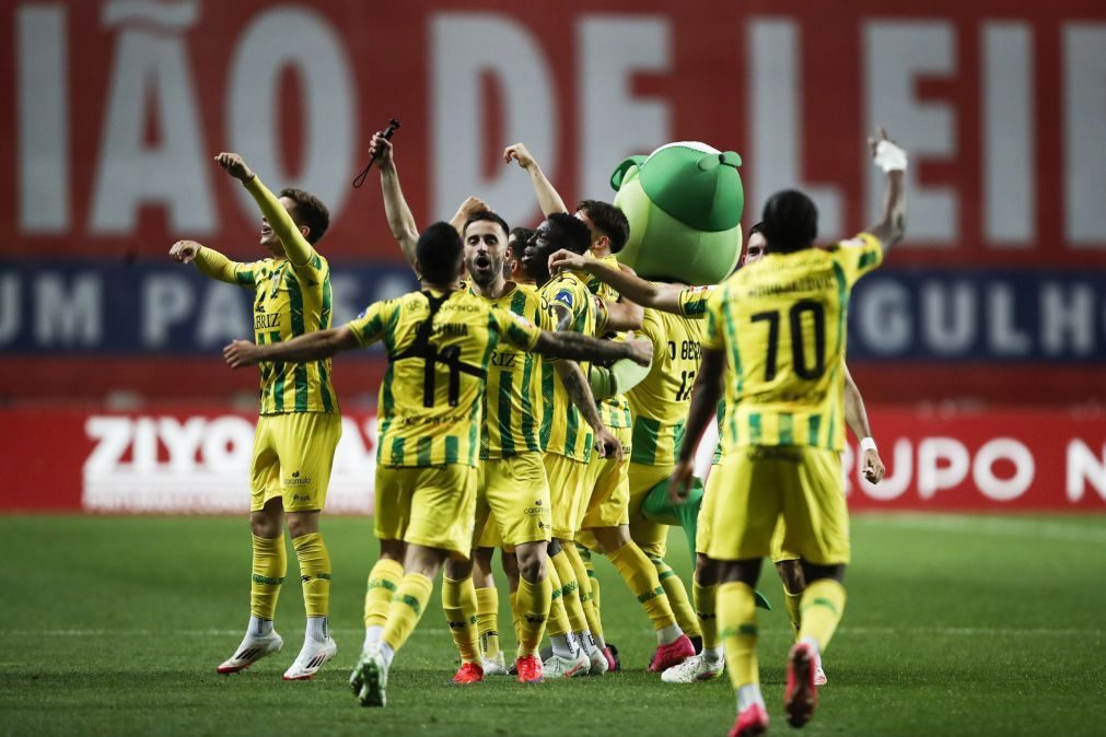 Tondela campeão da II Liga, Alverca acompanha na subida e Vizela no play-off