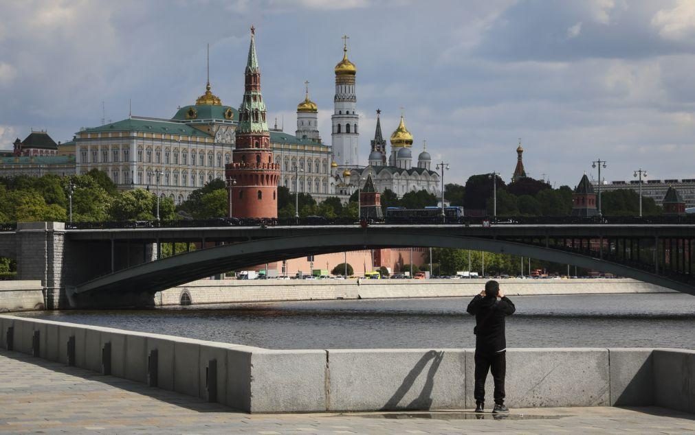 Moscovo admite encontro entre Putin e Zelensky depois de estabelecidos acordos
