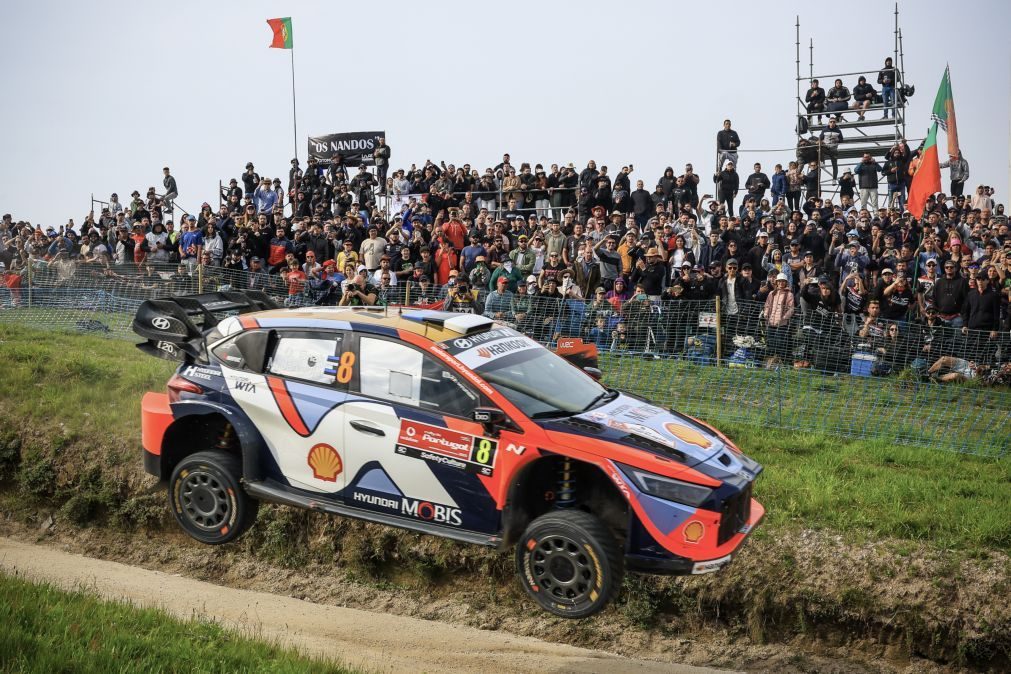 Tänak sobe a segundo antes da especial final do Rali de Portugal