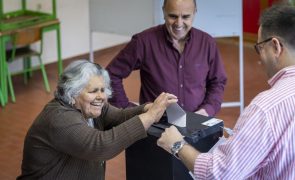 Mesas de voto encerraram às 19h00 em Portugal Continental e na Madeira