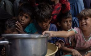 Portugal junta-se a mais de 20 países para exigir ajuda a Gaza