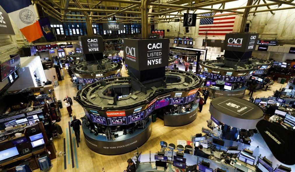 Wall Street mista após aprovação do pacote orçamental de Trump no Congresso