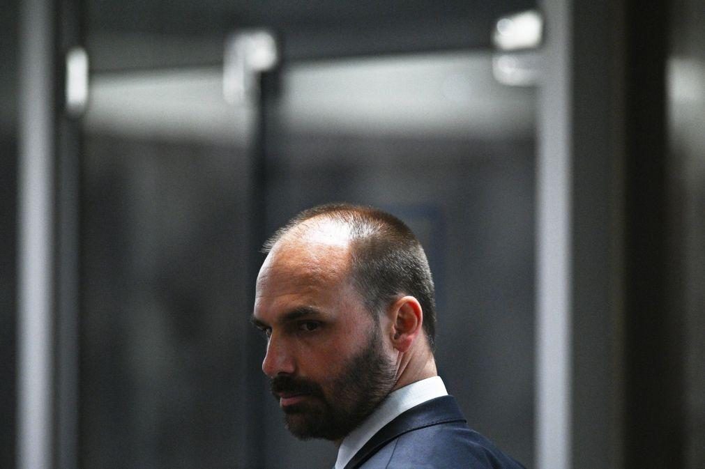 Supremo vai investigar filho de Bolsonaro por 'lobby' nos EUA contra autoridades brasileiras