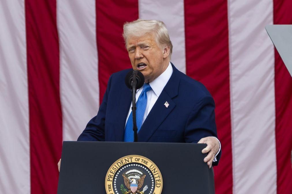 Trump avisa Putin de que está 