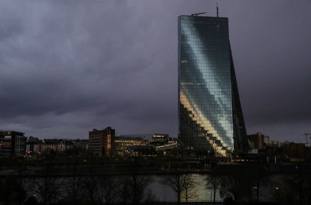 BCE: Balança corrente da zona euro com mais excedente em novembro