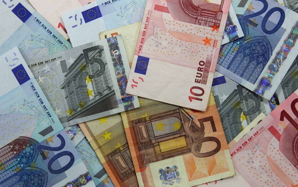 Dívida pública recua na zona euro e UE no 3. trimestre, Portugal mantém 3.ª maior