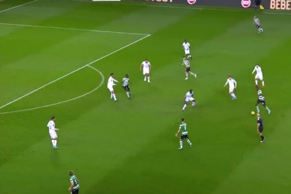 Liga NOS: Sporting bate o Vitória SC por 1-0 e assume liderança isolada [vídeo]