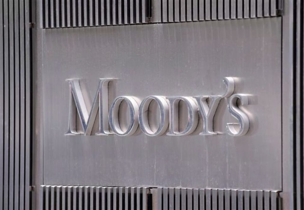 Moody's prepara descida do 'rating' de Angola