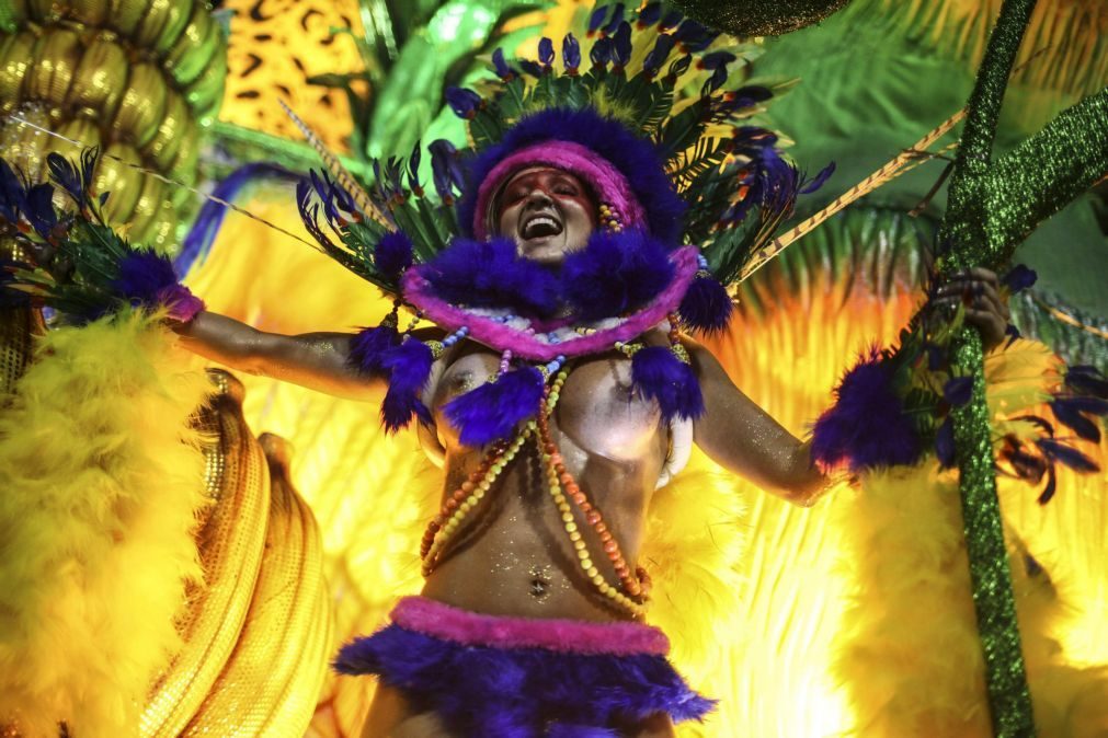 Carnaval do Rio de Janeiro atrai 1,5 milhões de turistas e 875 milhões de euros