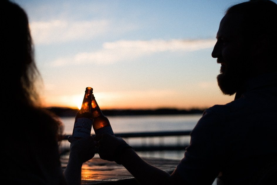 ALERTA | Garrafas de cerveja vão ser recolhidas em Portugal devido a vestígios de vidro