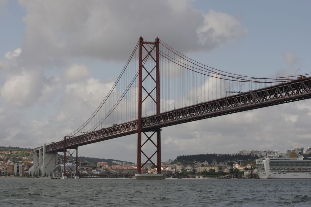 Infraestruturas de Portugal diz que obra na Ponte 25 de Abril «não é urgente»