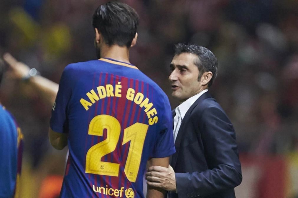 Treinador do FC Barcelona enaltece atitude 