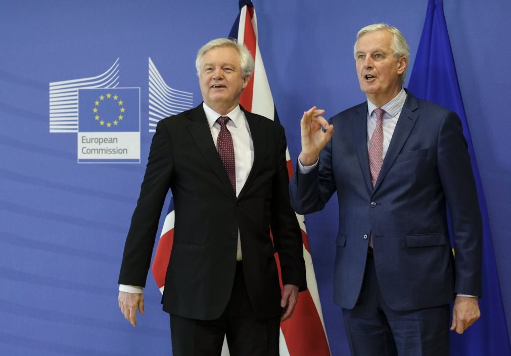 Brexit: UE e Reino Unido entendem-se sobre «grande parte» do acordo de saída
