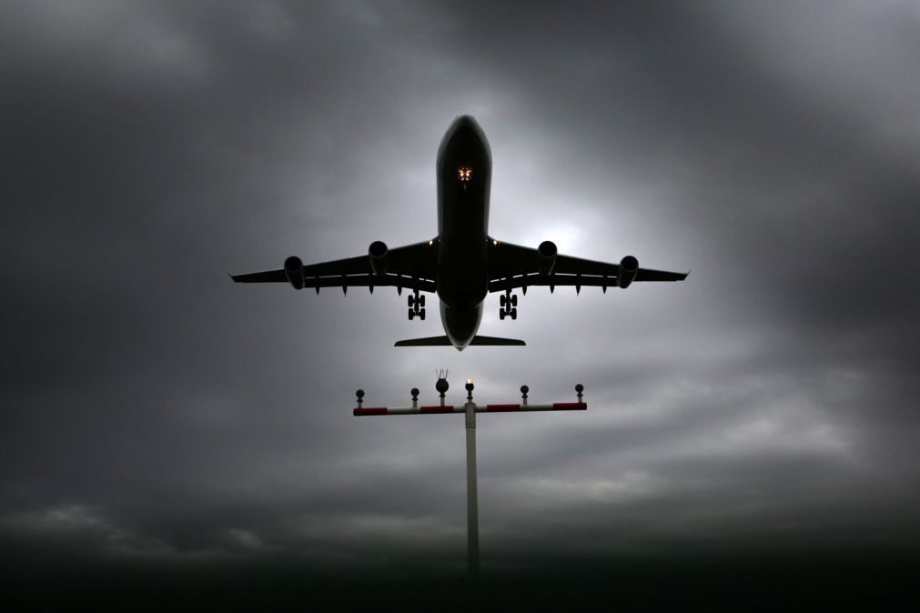 ÚLTIMA HORA: Retomada a circulação no aeroporto de Heathrow