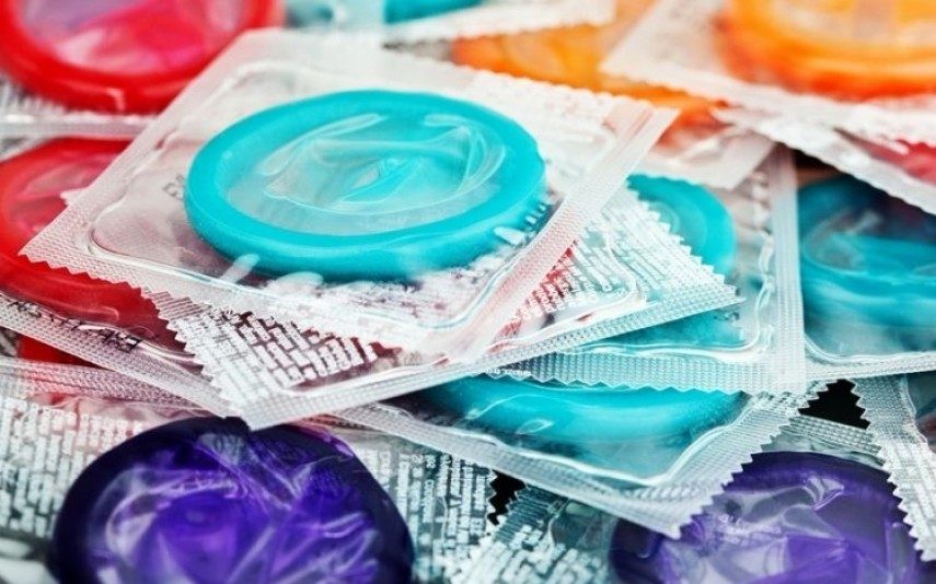Homem morre após usar resina como preservativo