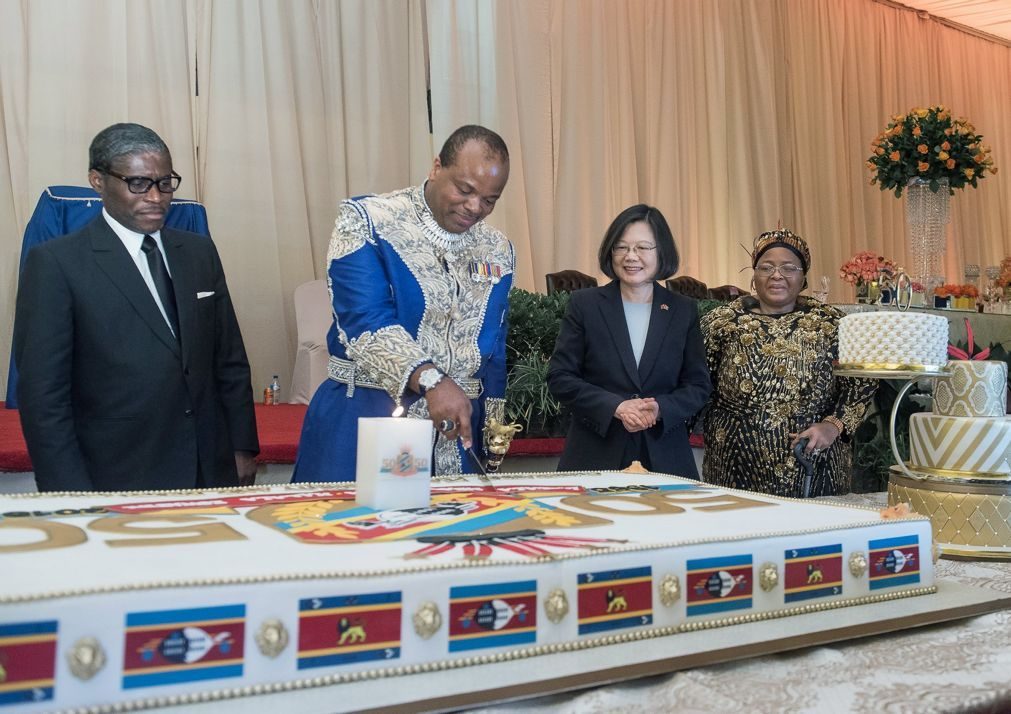 Monarca anuncia que Suazilândia passará a chamar-se eSwatini