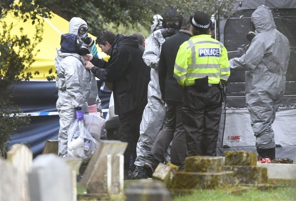 Skripal: Polícia britânica identifica suspeitos de envenenamento